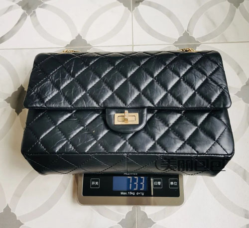 lv gucci 香奈儿热门经典包 重量分别是多少？