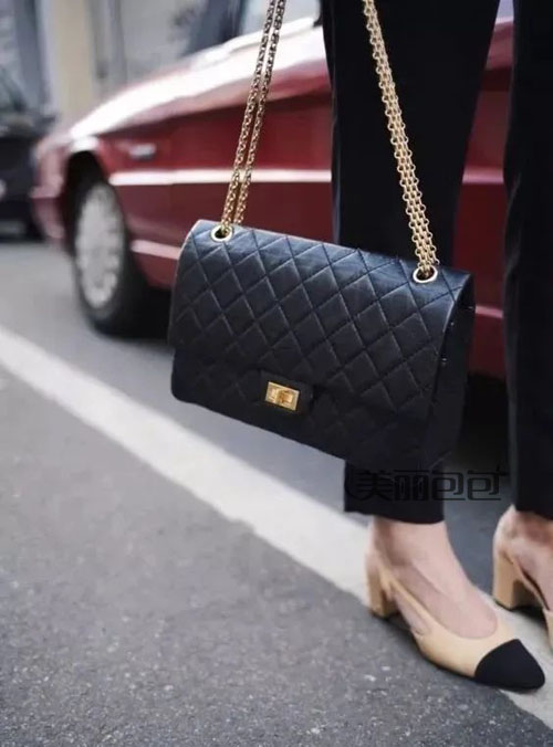 lv gucci 香奈儿热门经典包 重量分别是多少？
