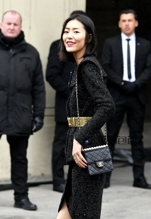 lv gucci 香奈儿热门经典包 重量分别是多少？
